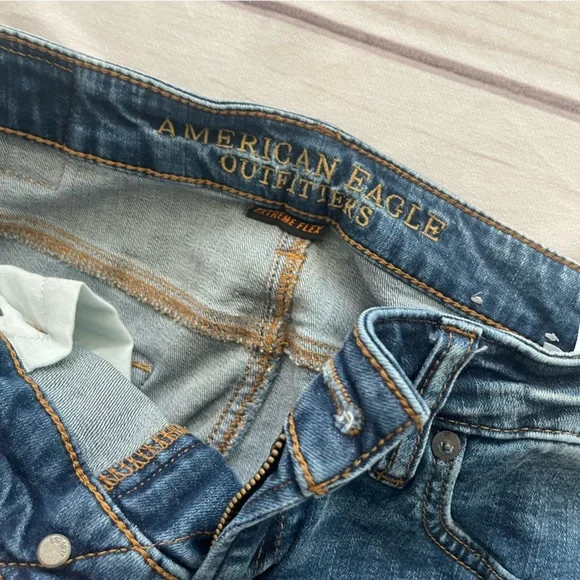 American Eagle Outfitters Blue Slim Jeans Distressed